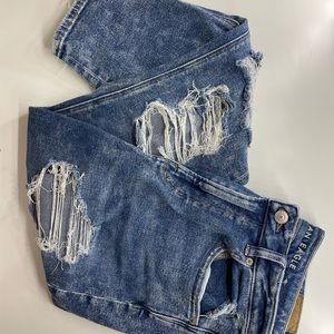 American Eagle Ripped Stretch Jeans- Size 8